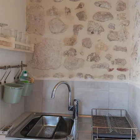 Ravissant Studio A La Ferme Avec Piscine Jau-Dignac-et-Loirac